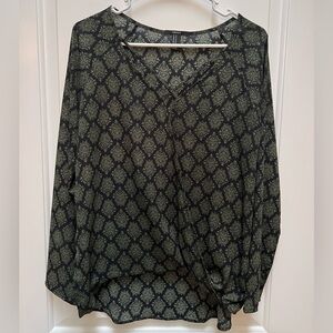 Elegant women’s green and black blouse, size M